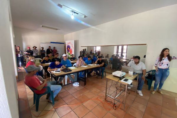 emprendedores-3BDE07B1B-9150-1F6E-C595-4843100BE23C.jpg