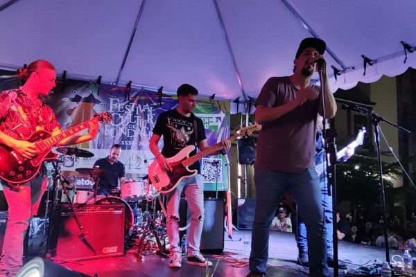 festivalatorock-12E3F2F796-0306-696B-9DC3-03E1F473E3F9.jpg
